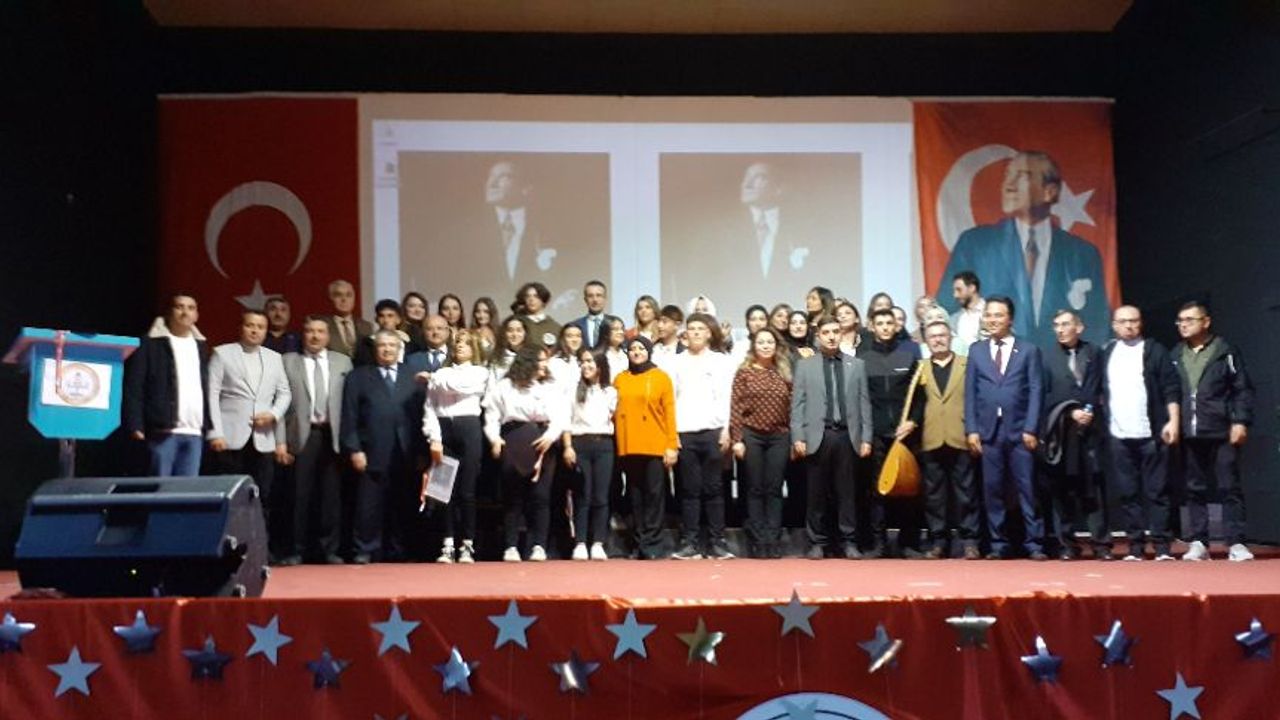 Osmancık’ta Öğretmenler Günü 42. yıl kutlama programı düzenlendi