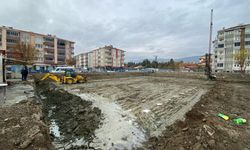 Çürük raporu verilen Cumhuriyet Anadolu Lisesi'nin inşaat çalışmalarına başlanıldı