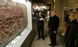 Vali Dağlı Anadolu Medeniyetler Müzesini ziyaret etti