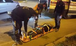 Polis ekip otosu ile çarpışan motosiklet sürücüsü yaralandı