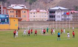 3. Lig; Bayburt Özel İdare Spor - Karaköprü Belediyespor: 0-0