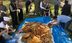 Geleneksel çörek bayramı ile köyde 50 olan nüfus 500'e çıkıyor