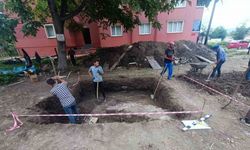 Türkeli’de yapılan kazıda tarihi mezarlar bulundu