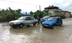 Osmancık’ta şiddetli fırtına ve sağanak hayatı olumsuz etkiledi