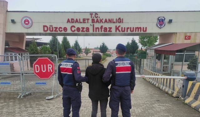 14 yıl hapis cezasıyla aranan uyuşturucu satıcısı yakalandı