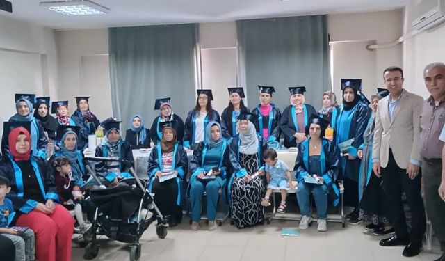 Osmancık’ta birçok kursiyer okuma yazma öğrenip mezun oldu
