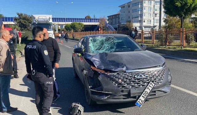 Yola aniden çıkan 14 yaşındaki çocuğa otomobil çarptı