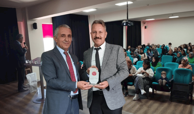Cumhuriyetin 100. yılında 100 veliye afet ve kazadan korunma konferansı