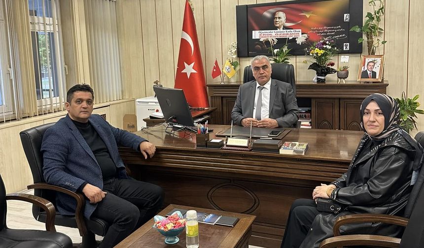 Başkan adayı Özdemir'den Öğretmenler Günü ziyareti