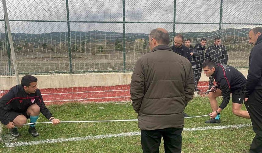 Kale direkleri metreyle ölçüldü, amatör maç iptal edildi!