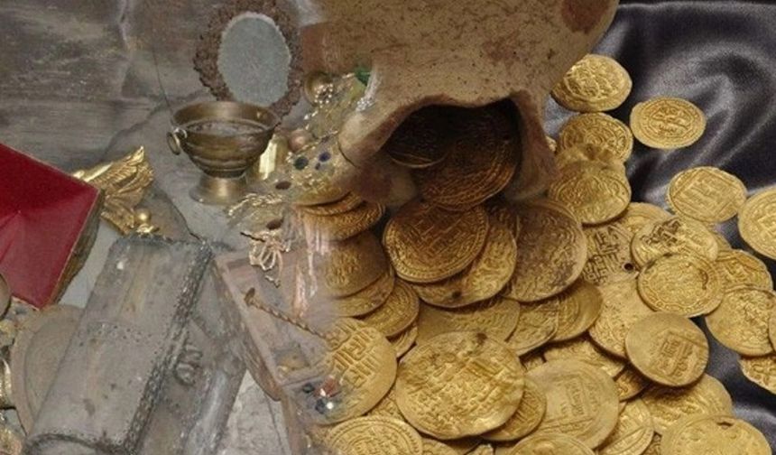 Çorum'da defineciler 2,5 kilo altın buldu!
