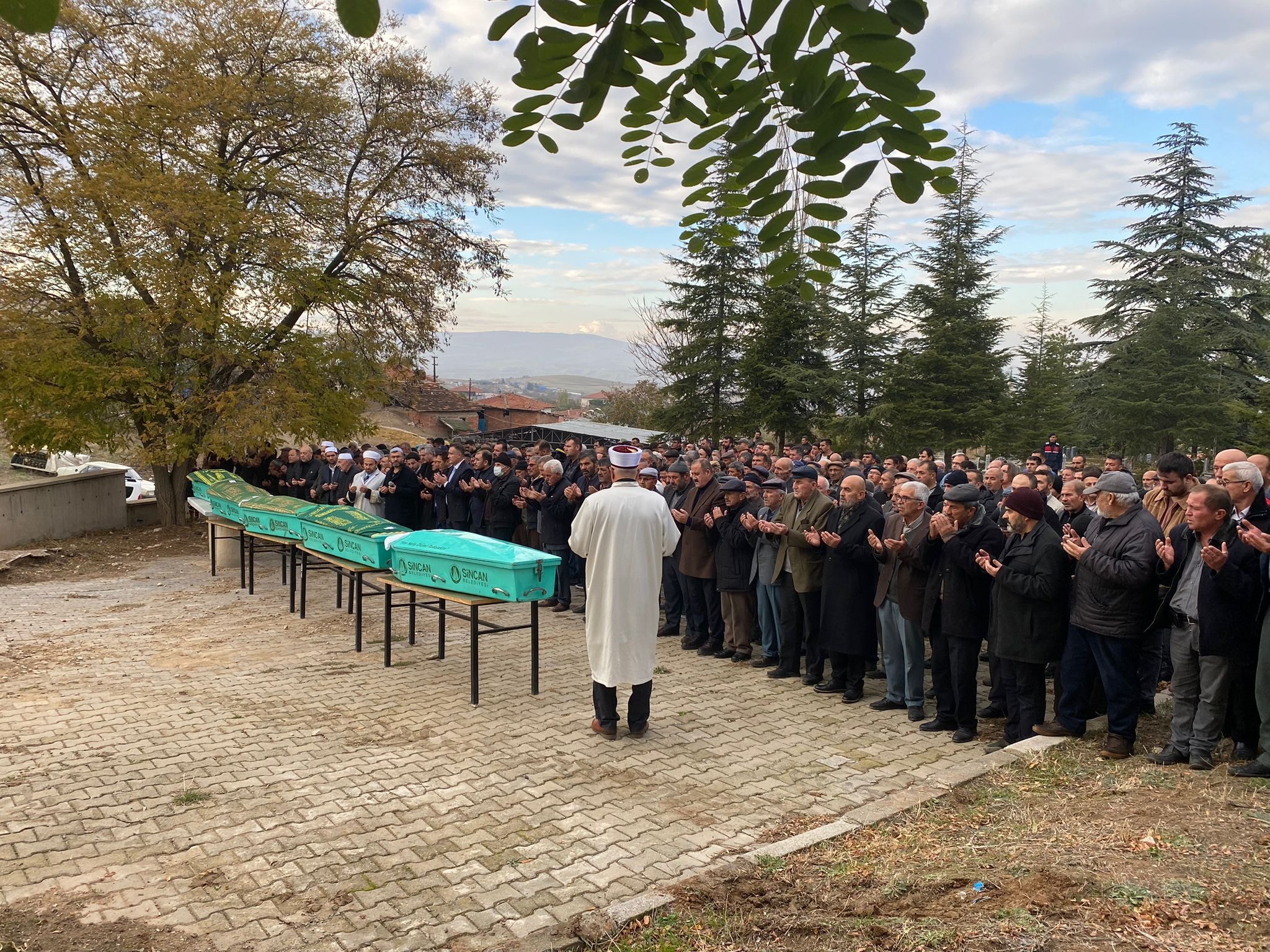 Ankara'da katledilen Osmancıklı ale son yolcuğuna uğurlandı (1)