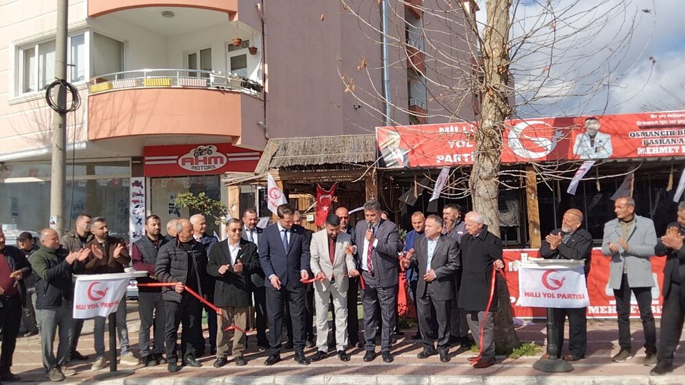 Osmancık Belediye Başkanı Adayı Mehmet Bilir Seçim Bürosunu Açtı (2)