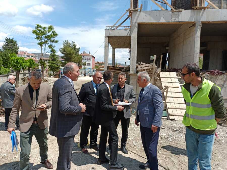 Atatürk Ortaoklu'nun Yapımı Tamamlandı, Yakında Açılışa Hazırlanıyor (2)