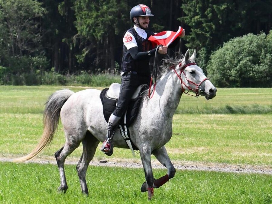 Milli Sporcumuz Atla 500 Kilometre Koşacak ! (1)