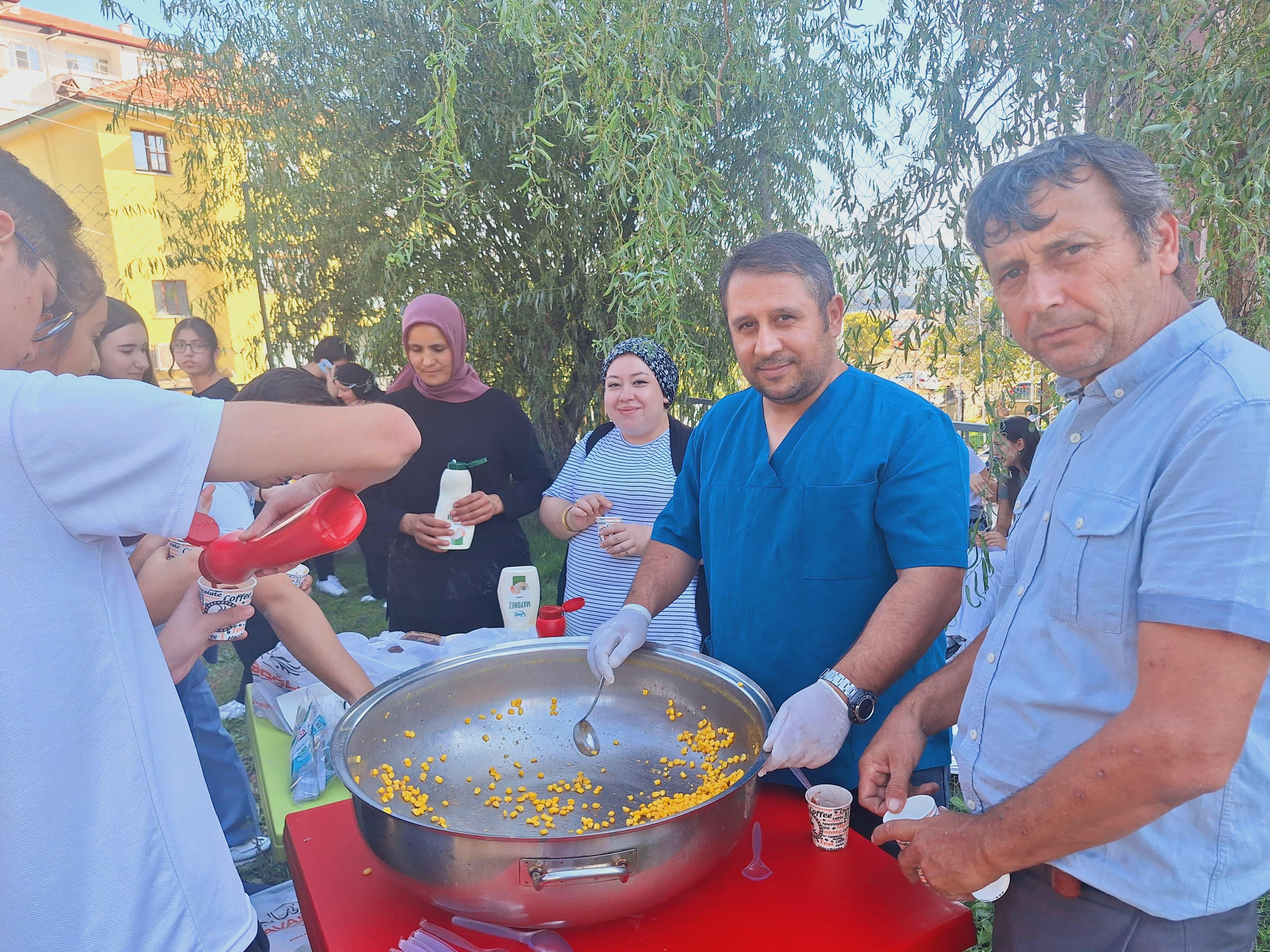 Ömer Derindere Fen Lisesinde Geleneksel Güz Festivali Yapıldı (5)