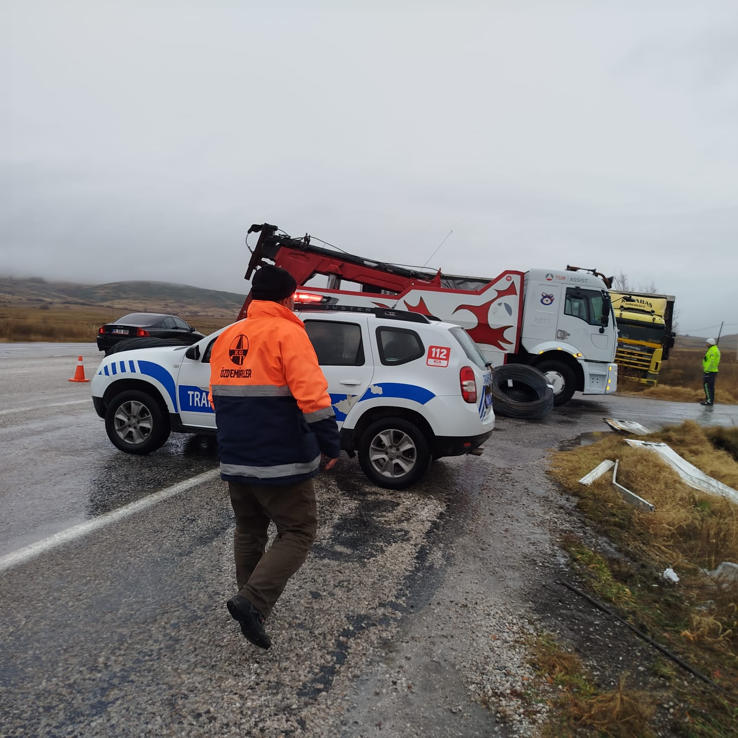 Çorum'da Tir Makasladı! (3)