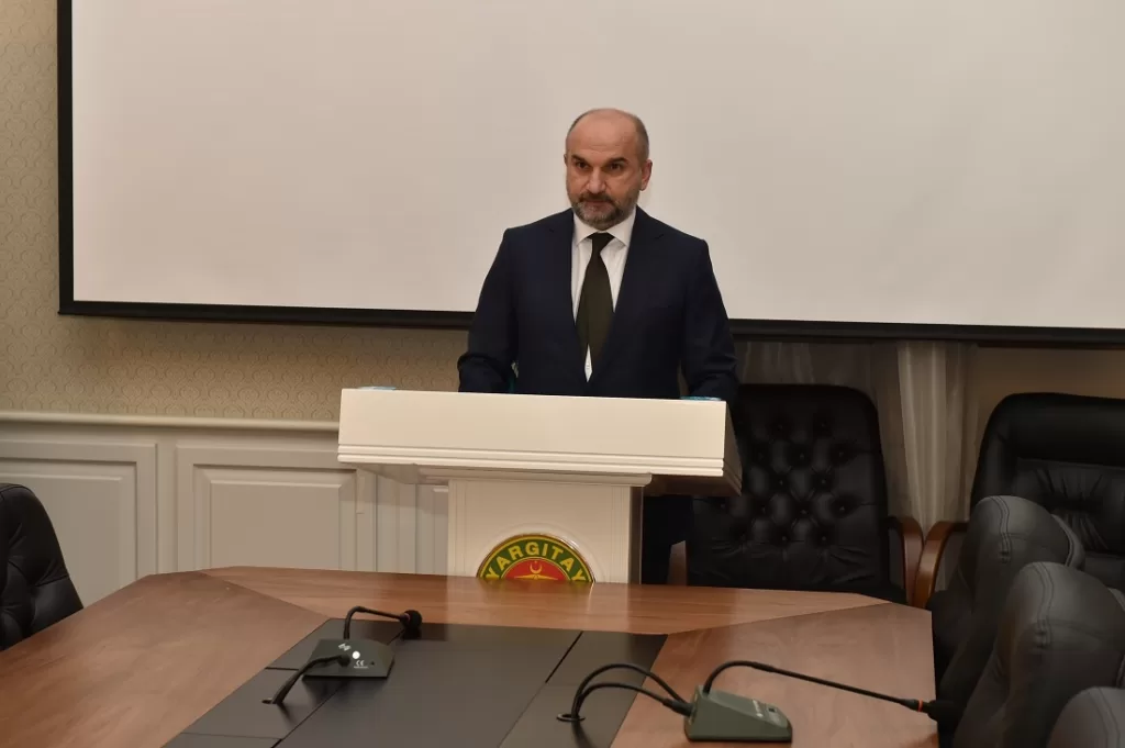 9 Ocak 2019 BDDK Kurul Üyesi Ahmet Aksu Yargıtay Birinci Başkanlık Kurulu önünde yemin ederken.